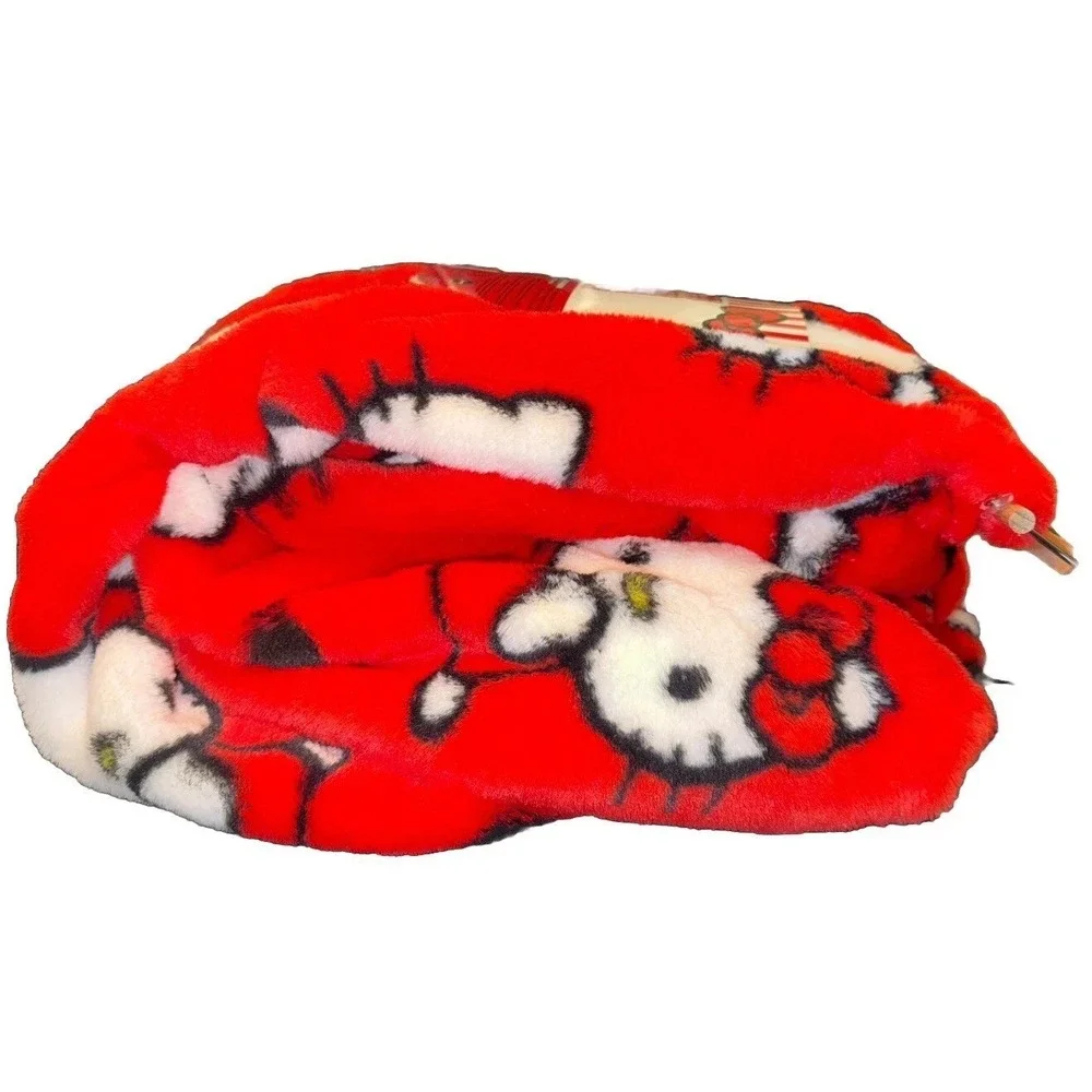 Hello Kitty Ultra Fine Faux Fur Throw Blanket - Red/Black Hearts 50